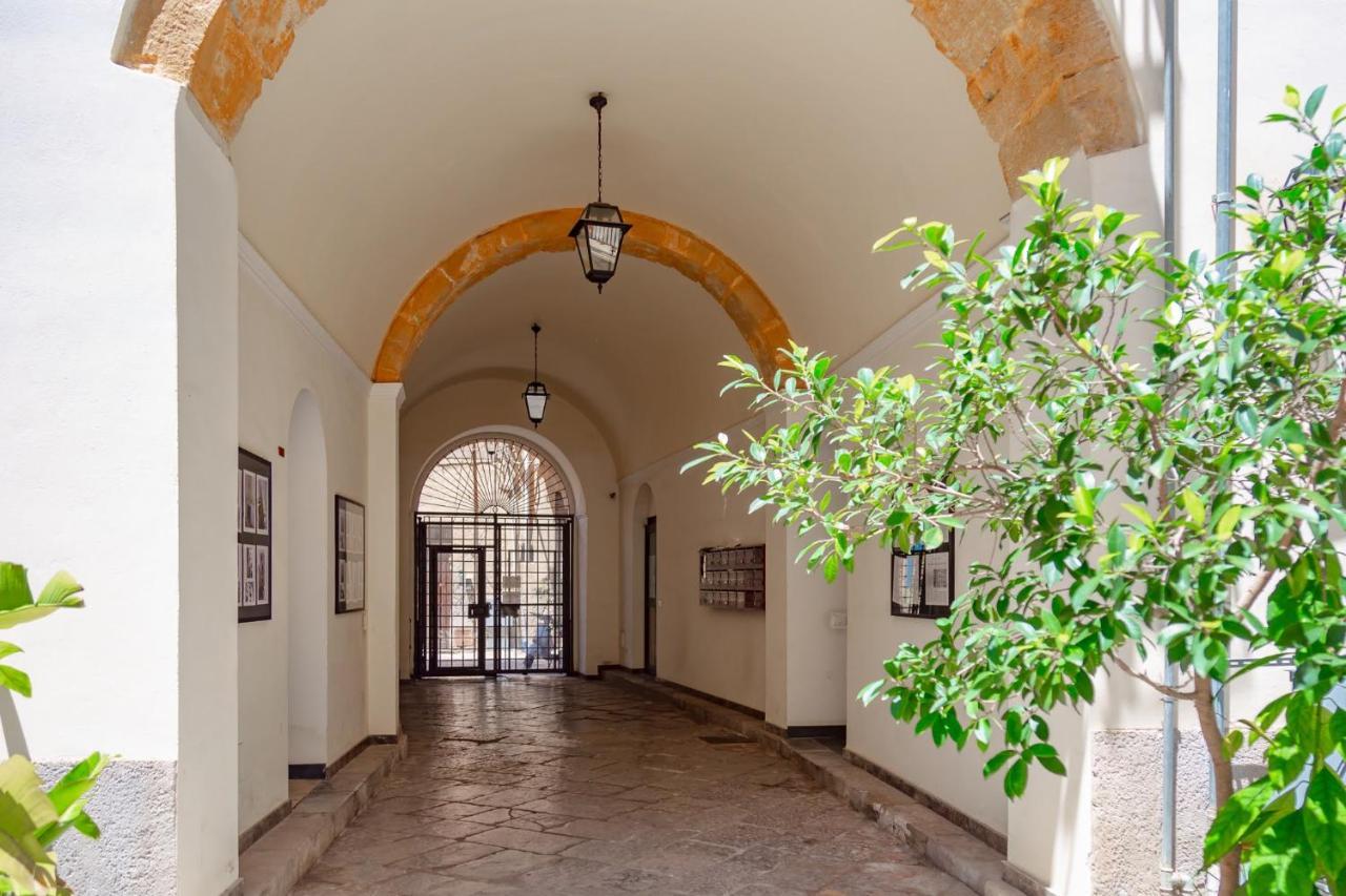 La Casa Di Dante Apartment Palermo Exterior photo